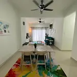 Bunga Homestay Hill View